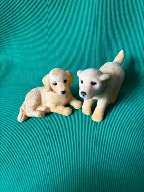 Barbie 1999 Pet Lovin Golden Retriever Puppy dog twins flocked pet figure lot